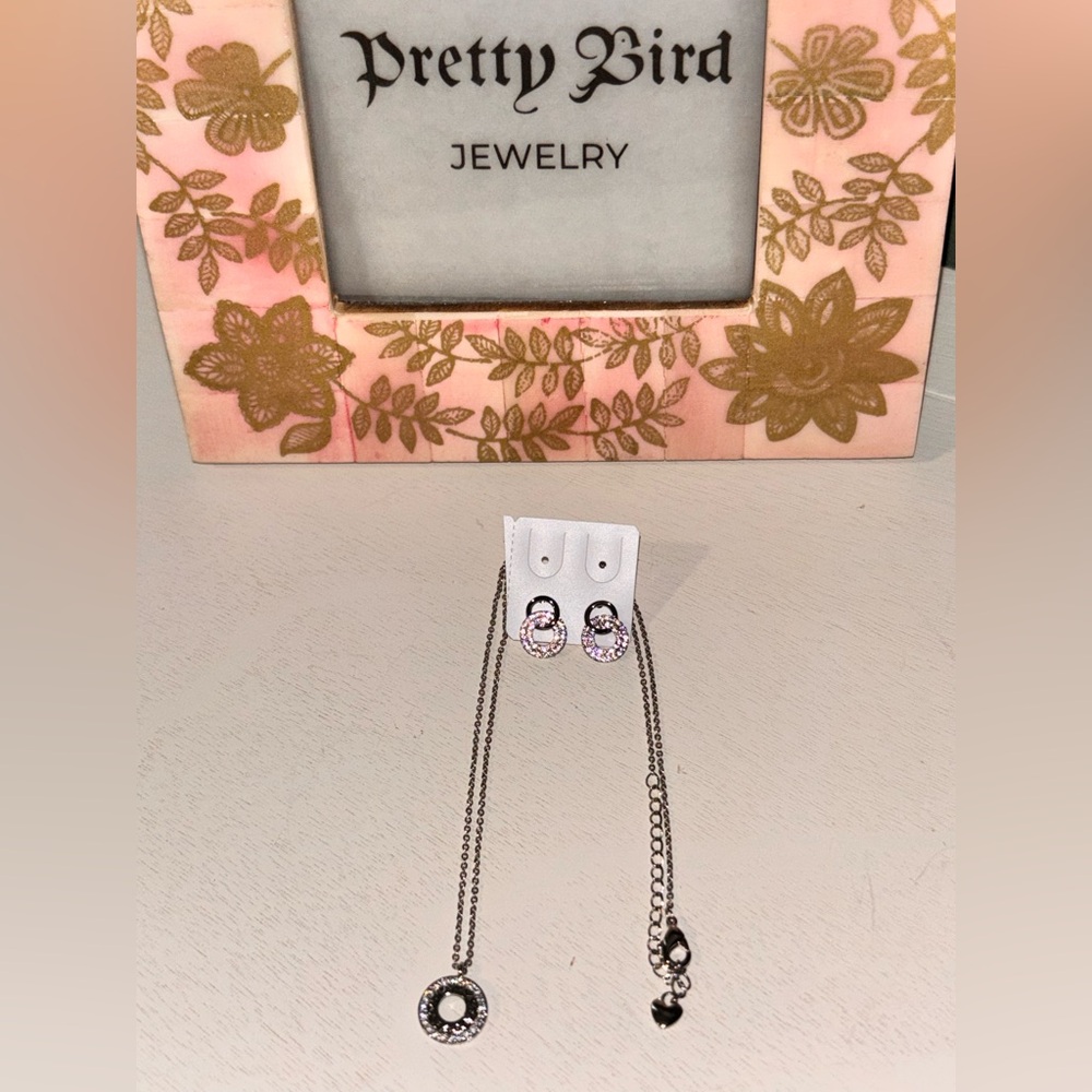 18k White Gold Plated Necklace and Earring Set